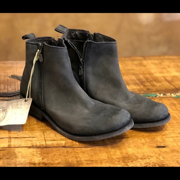 [ Brand NEW ] Men’s Liberty Black boots - Picture 3 of 3